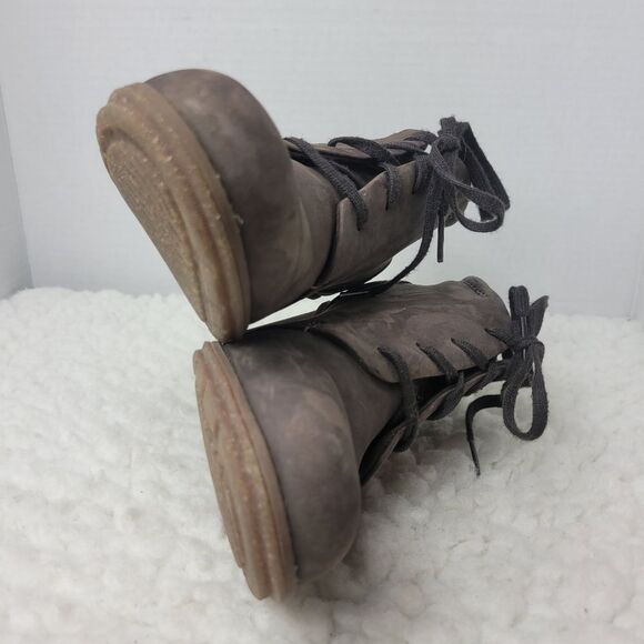 Clarks Sashlin Sue Womens Bootie Size 8 Brown Ankle Heeled Shoes - Picture 9 of 9